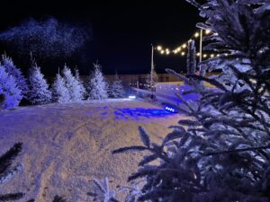 falling snow machine hire, settled snow, eco ice rinks showcase Gloucestershire